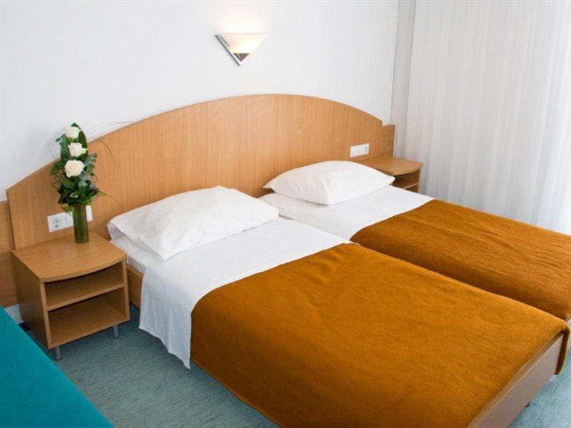 לופאר Hotel Sahara מראה חיצוני תמונה